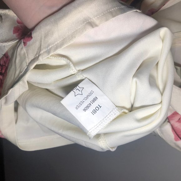 TOBI Floral Romper (L) - Picture 5 of 6